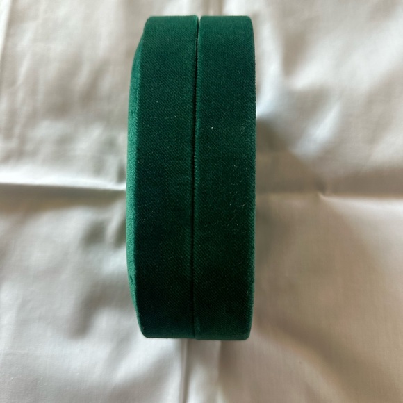 GUCCI Green Velvet Necklace Earrings Box Removable Insert - Picture 8 of 9